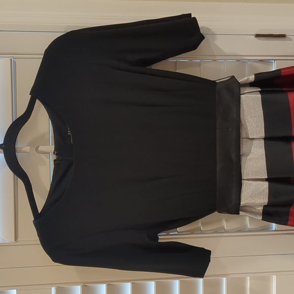 LAST DAY! Beautiful black/red/silver party dress, size 4 - Picture 2 of 10